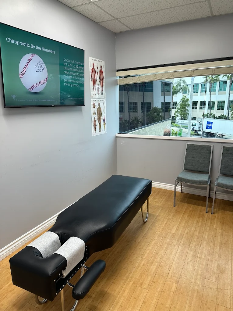 ReNu Chiropractic Clinic in Newport Beach